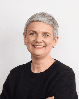 Eoghan Ó Ceannabháin headshot