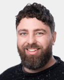Eoghan Ó Ceannabháin headshot